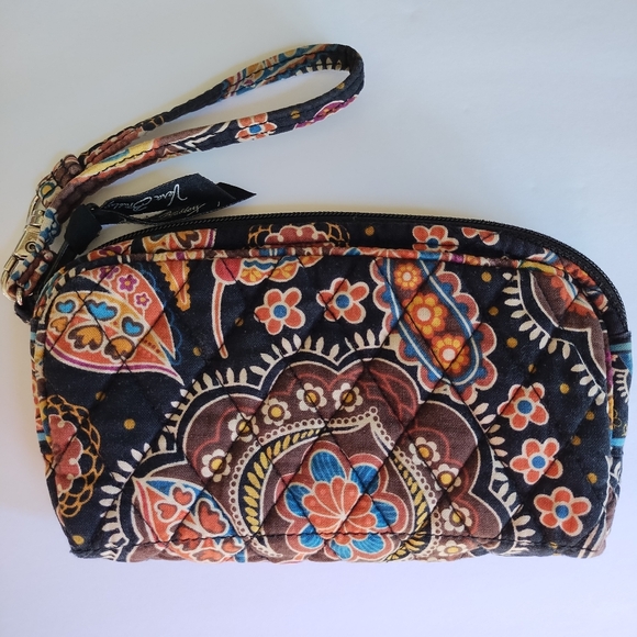 Vera Bradley Handbags - Vera Bradley Kensington Paisley & Floral Wristlet